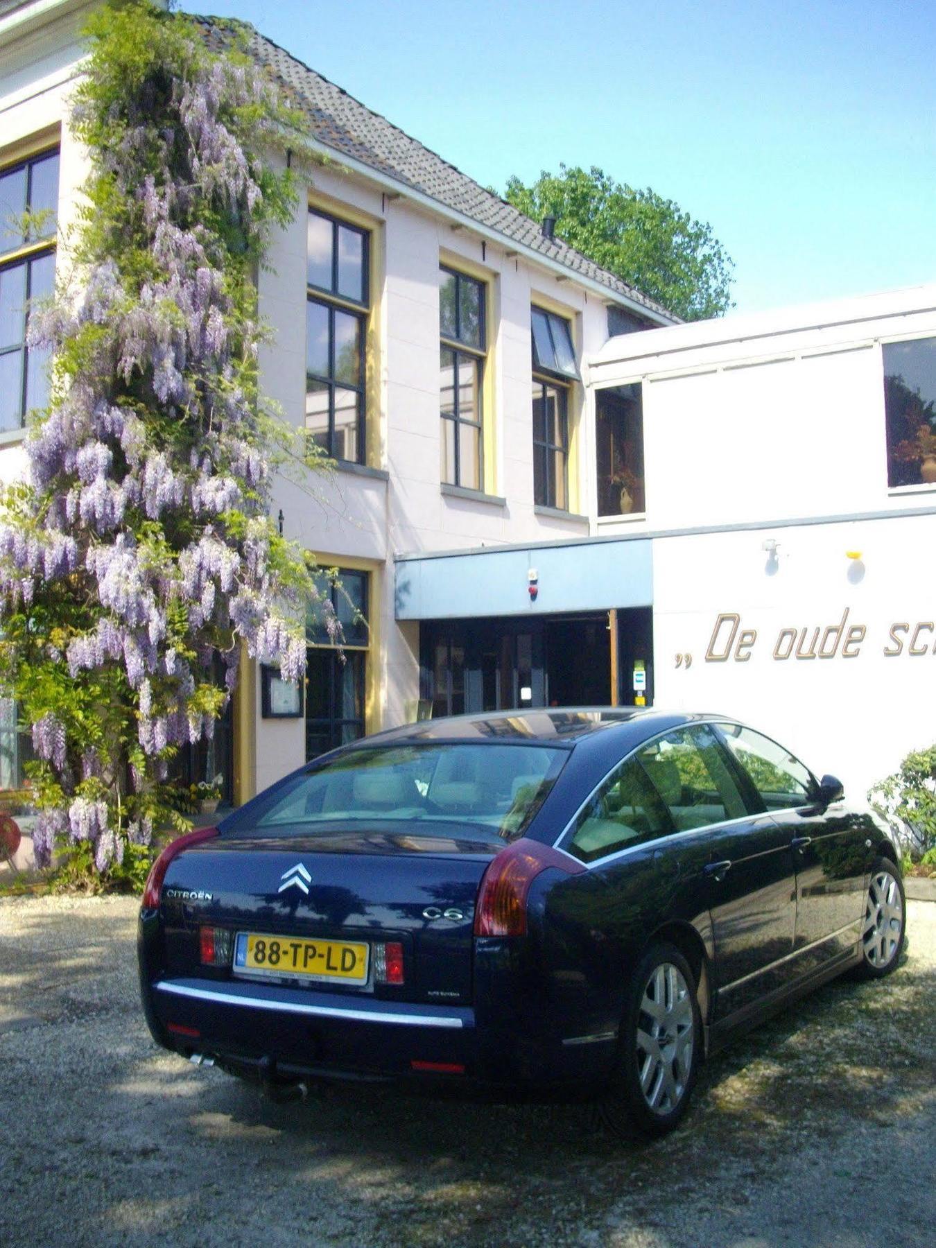 De Oude Schouw Hotel Jirnsum Exterior photo